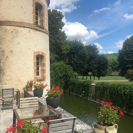 Chateau De La Cour Senlisse ภายนอก รูปภาพ