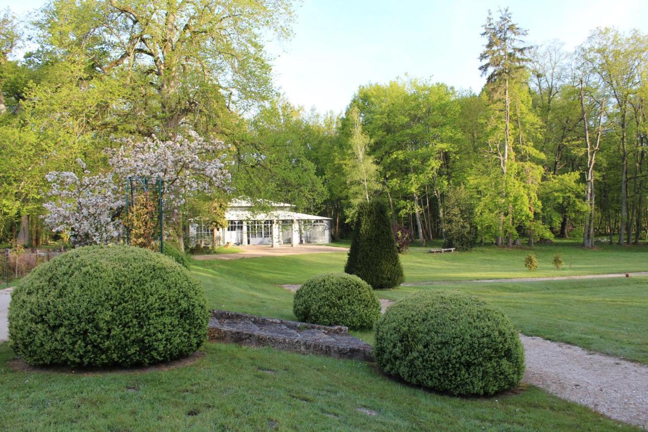 Chateau De La Cour Senlisse ภายนอก รูปภาพ