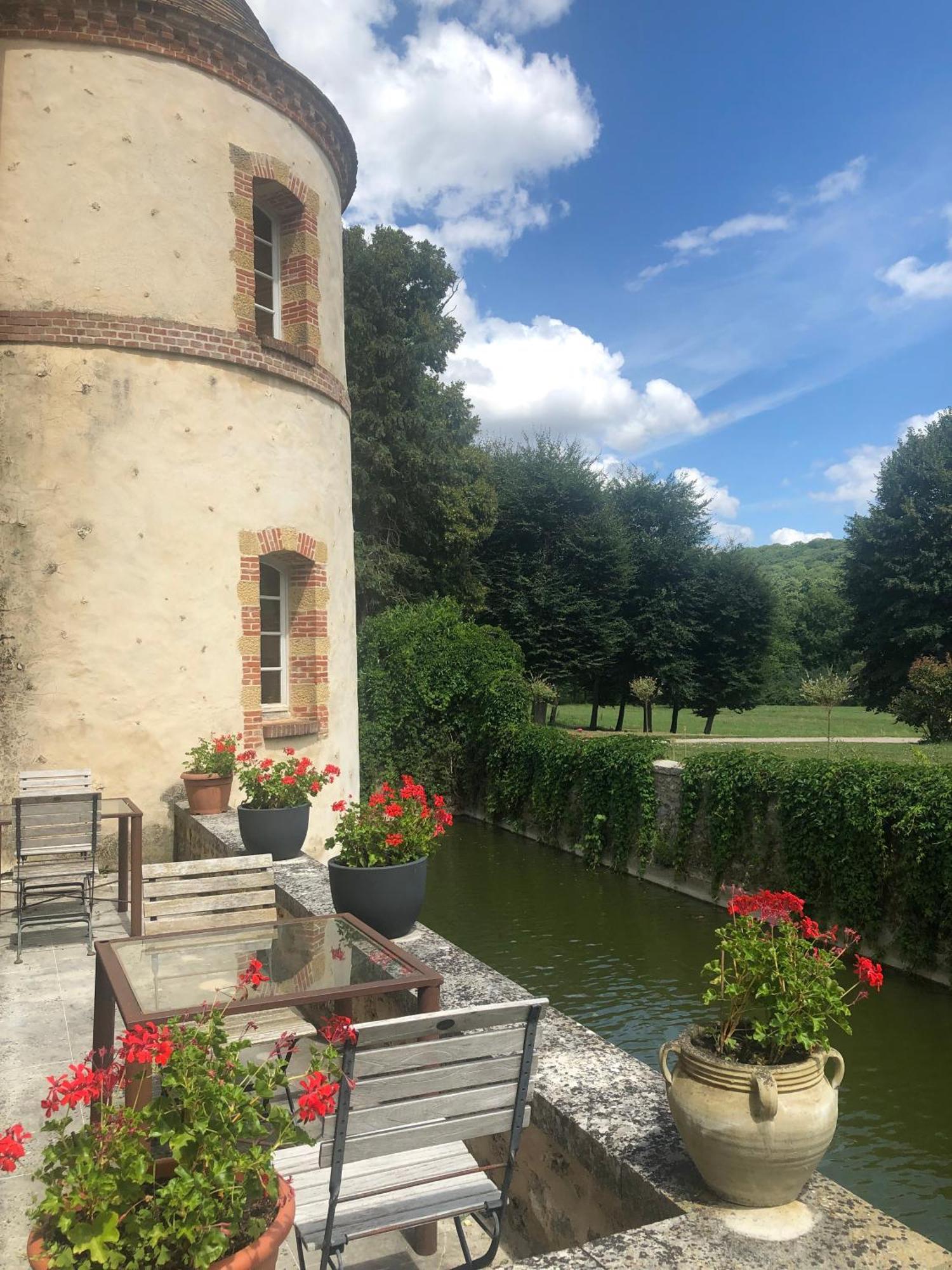 Chateau De La Cour Senlisse ภายนอก รูปภาพ